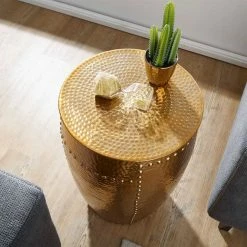 62cm Hoher Beistelltisch Aus Alu In Gold - Prudenca 9 62cm Hoher Beistelltisch Aus Alu In Gold - Prudenca -Raik Shop 62cm hoher beistelltisch aus alu in gold lackiert in fass design prudenca 02
