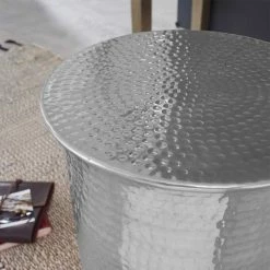 Design Metalltisch Zylinderförmig - Zerifa -Raik Shop design metalltisch zylinderfoermig aus aluminium in silber 41x50x41 zerifa 03