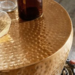 Goldfarbener Beistelltisch Aus Alu - Marica -Raik Shop goldfarbener beistelltisch aus alu lackiert im zylinderdesign marica 04