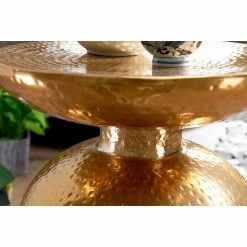 Orientalisch Inspirierter Alu Tisch In Gold - Luisa -Raik Shop orientalisch inspirierter alu tisch in gold lackiert vasen design luisa 03