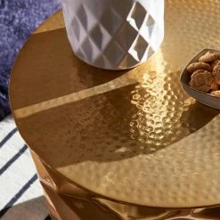 Zylinderform Metalltisch In Gold - Tunes 10 Zylinderform Metalltisch In Gold - Tunes -Raik Shop zylinderform metalltisch in gold lackiert aus alu 44x48x44 tunes 03